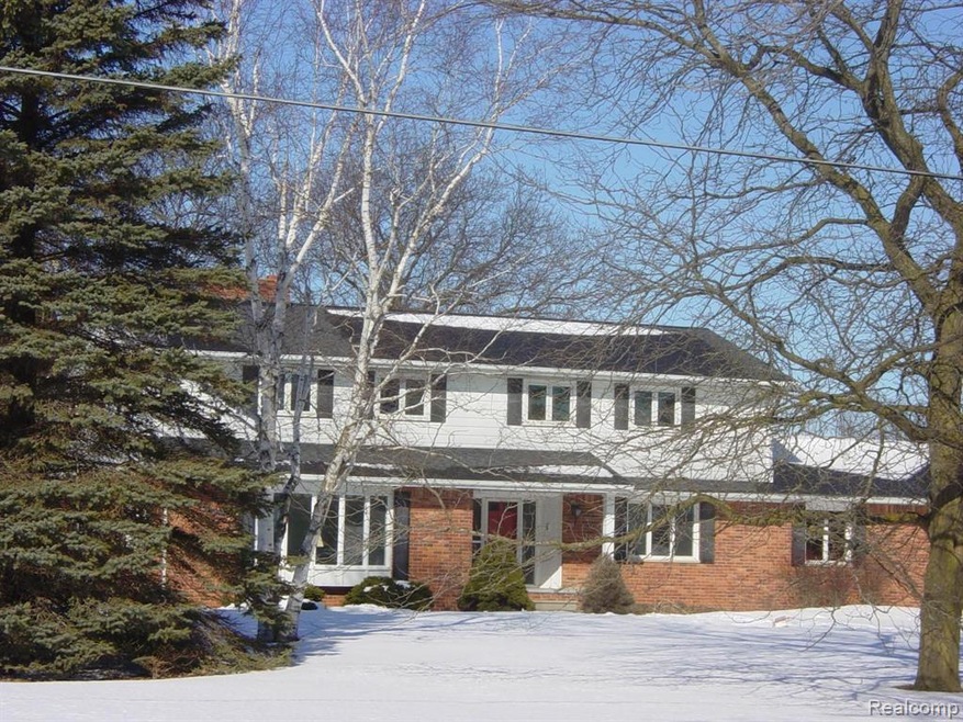 9060 Calkins Rd, Flint, MI 48532 - photo 1