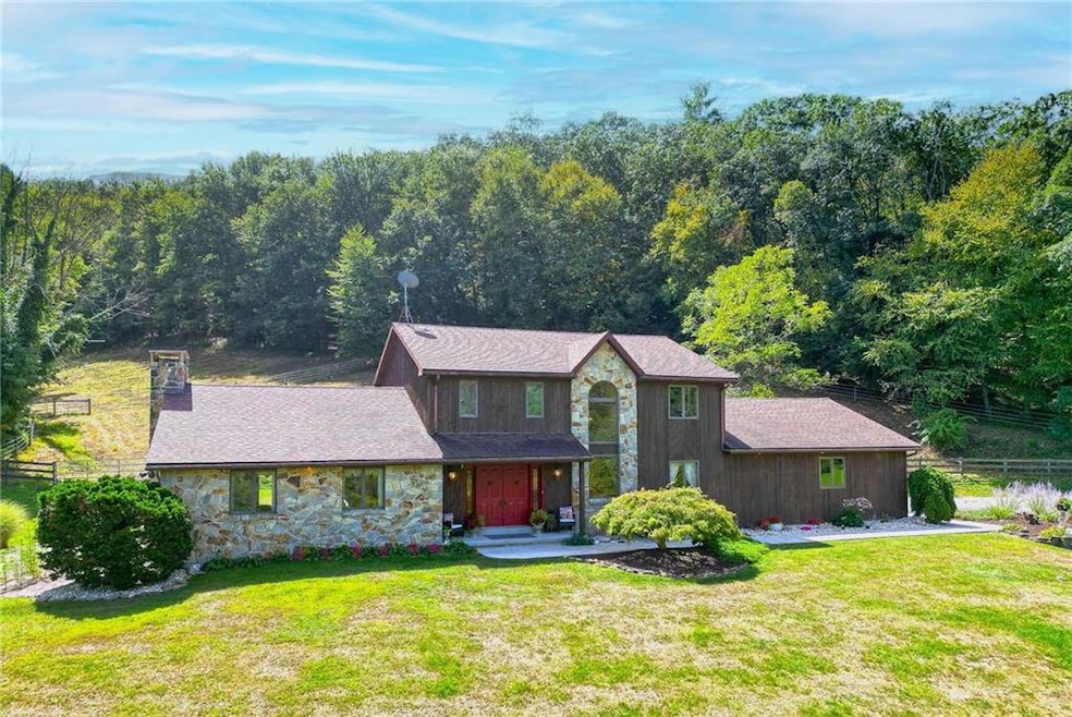 426 Dairy Rd, Tamaqua, PA 18252 - photo 1