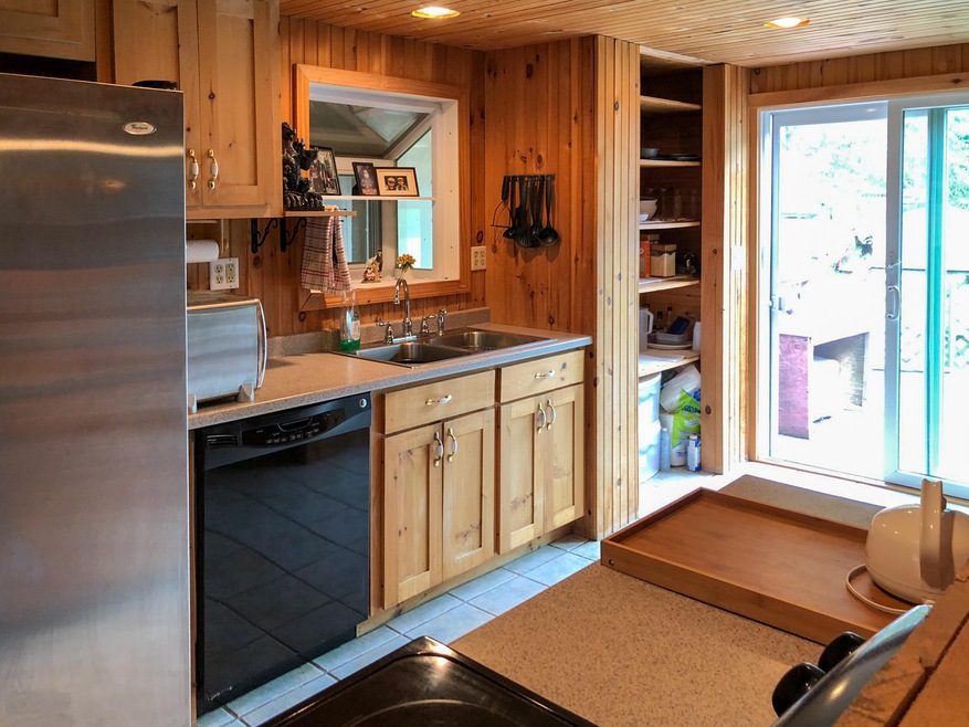 19 Jernegan Ave, Edgartown, MA 02539 - photo 1