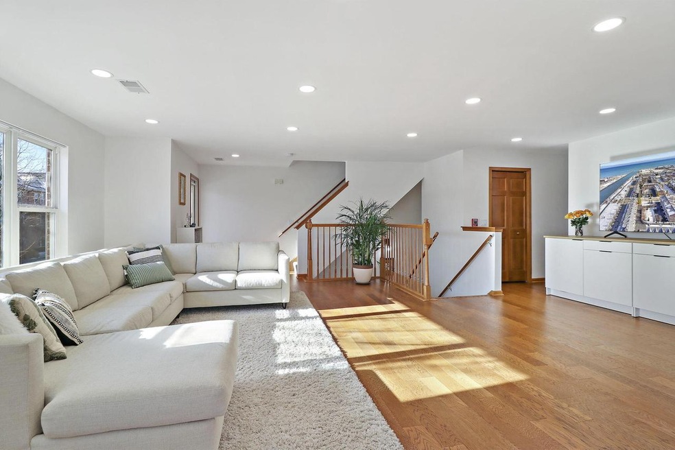 6-web-or-mls-402 55th St, Unit B, Kenosh
