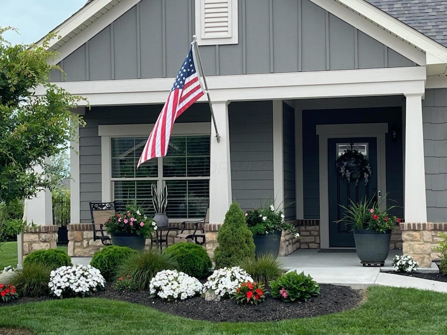 1_photo-6710-trinity-mist-way