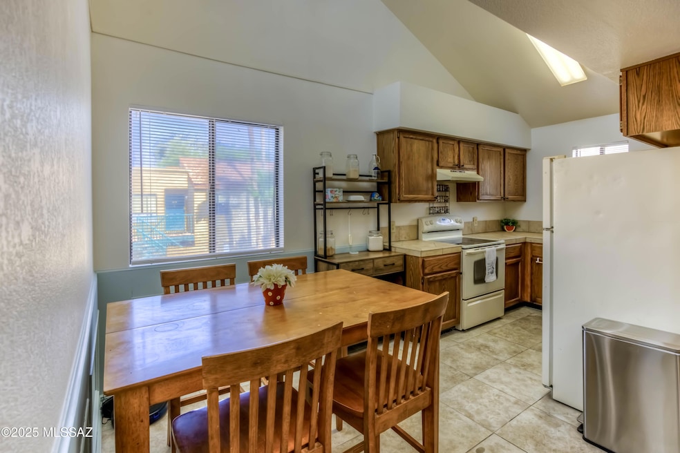 3690 N Country Club Rd unit 1010, Tucson, AZ 85716 - photo 1