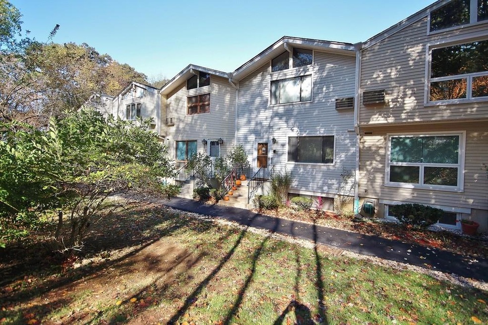 42 Scenic Cir, Croton On Hudson, NY 10520 - photo 1