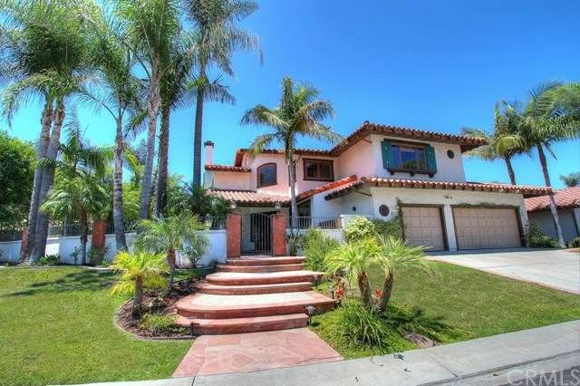 Gorgeous curb Appeal