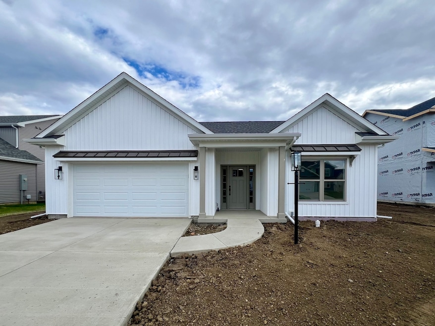 3811 Boulder Ridge Dr, Champaign, IL 61822 - photo 1