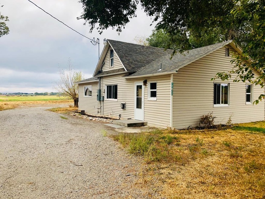 163 W 350 N, Blackfoot, ID 83221 - photo 1