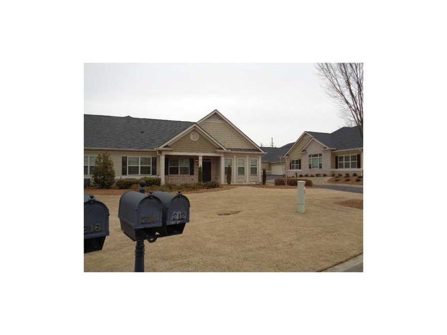 Exterior Front. Large Front yard.  See the clubhou