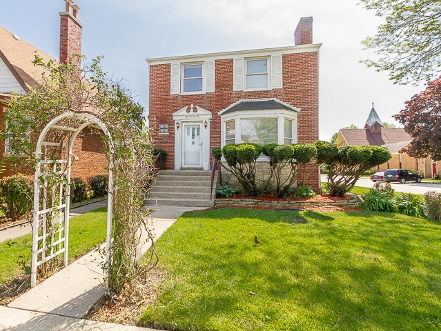 1025 Manchester Ave, Westchester, IL 60154 - photo 1