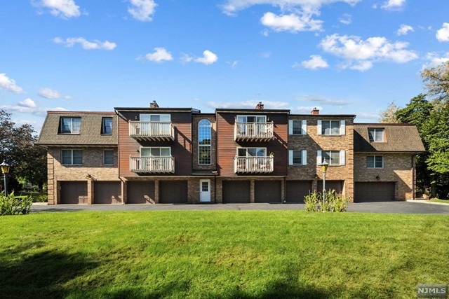 70 Harristown Rd unit 1, Fair Lawn, NJ 07410 - photo 1