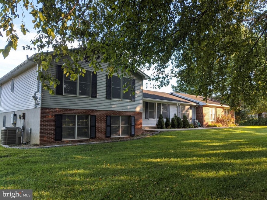 3321 Paprika Ct, Adamstown, MD 21710 - photo 1