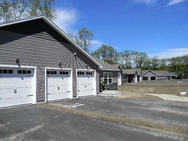 19 Granny Smith Ct unit 19, Old Orchard Beach, ME 04064 - photo 1