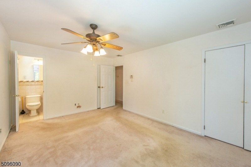 26 Stanford Ct, Totowa, NJ 07512 - photo 1