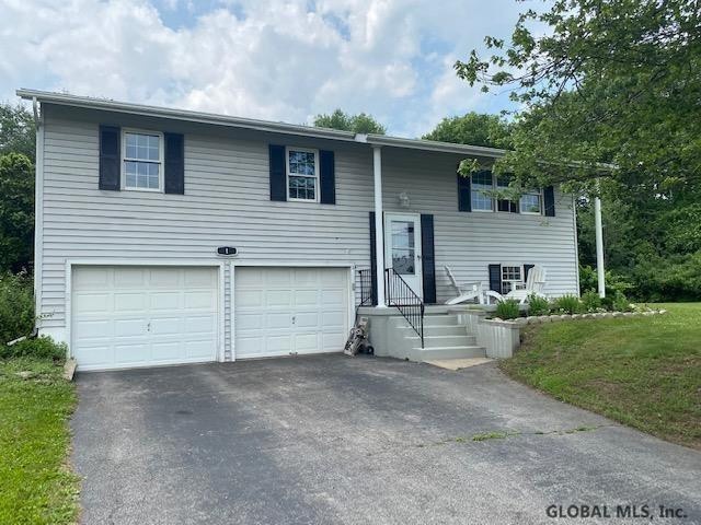 1 Glenview Dr, Schenectady, NY 12302 - photo 1