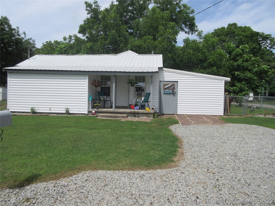 615 N G St, Eufaula, OK 74432 - photo 1