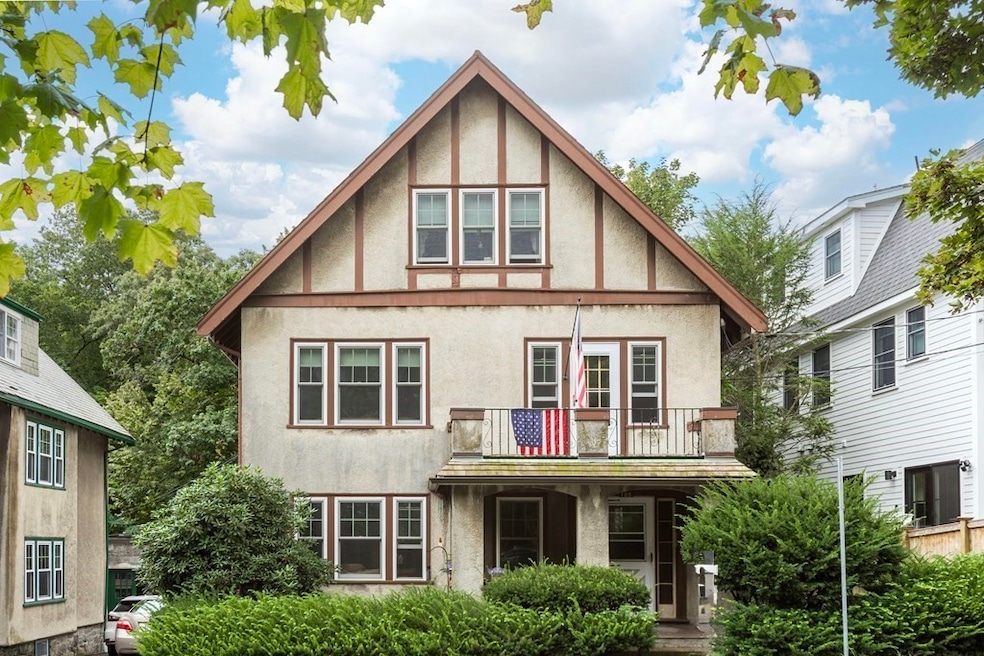 Pending $1,459,000 • Co-Listing Agent