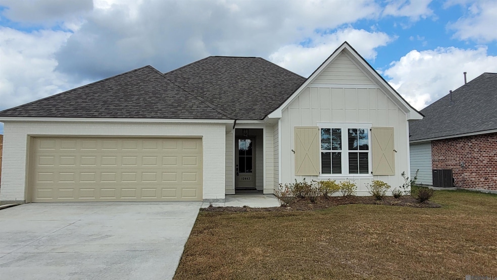 10443 Highpoint Dr, Denham Springs, LA 70706 - photo 1
