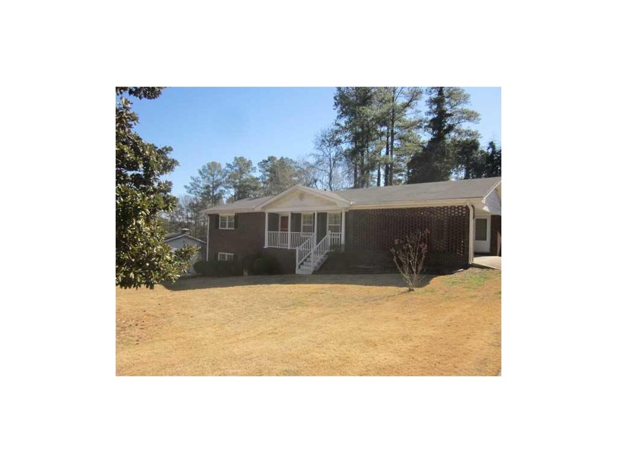 4091 Pine Manor Dr, Douglasville, GA 30134 - photo 1