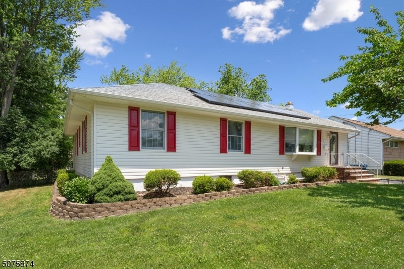 21 Blake Dr, Clark, NJ 07066 - photo 1