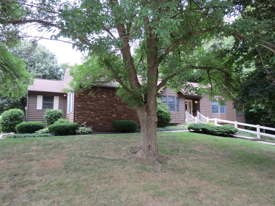 146 Durkees Run Dr, Lafayette, IN 47905 - photo 1