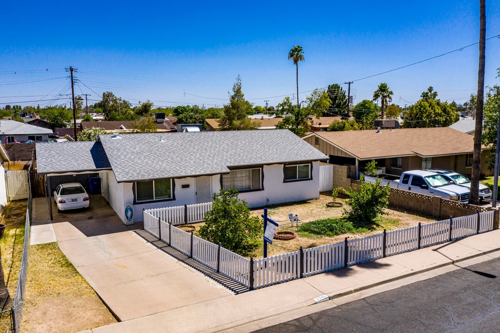 1341 E Marilyn Ave MLS-1