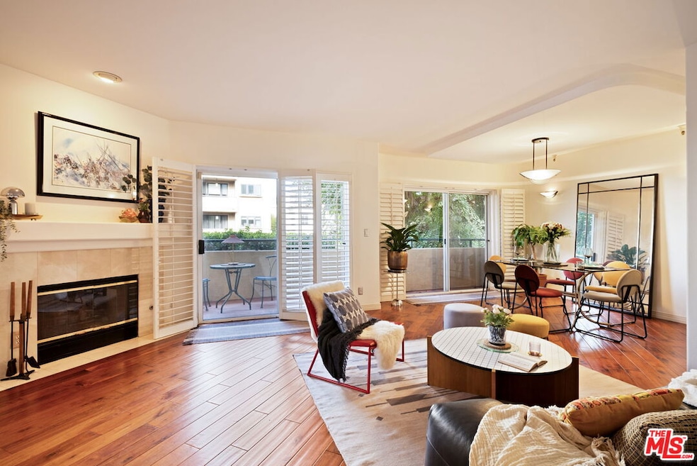 For Sale $1,048,000 • Co-Listing Agent