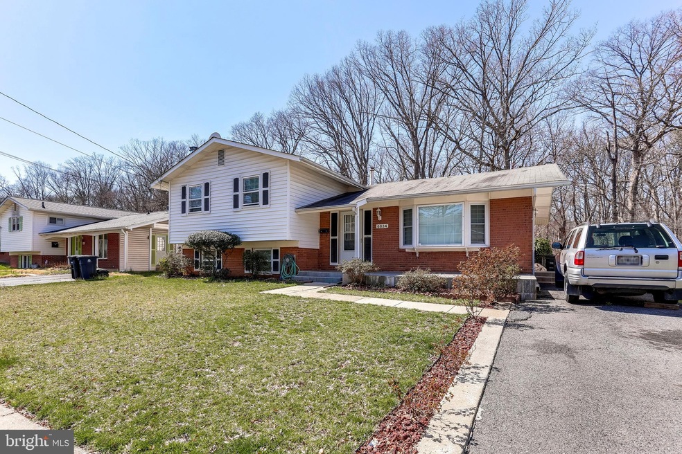 6834 Nashville Rd, Lanham, MD 20706 - photo 1