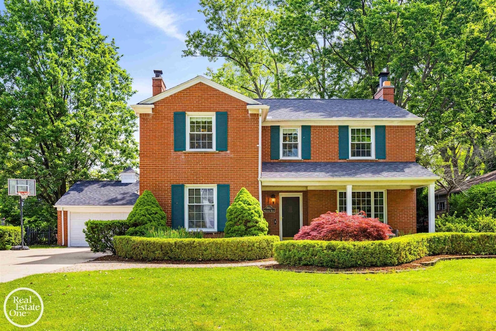 1022 Whittier Rd, Grosse Pointe Park, MI 48230 - photo 1