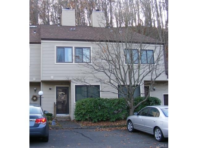 78 Deer Run unit 78, Bethel, CT 06801 - photo 1
