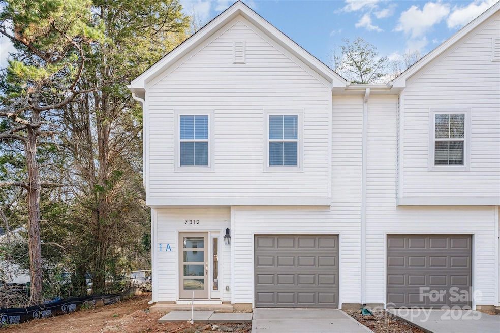 7312 Boswell Rd, Charlotte, NC 28215 - photo 1