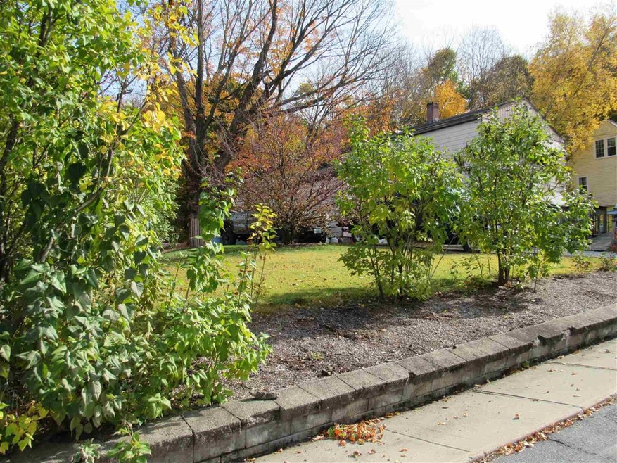 2 Dexter Hill Rd, Claremont, NH 03743 - photo 1