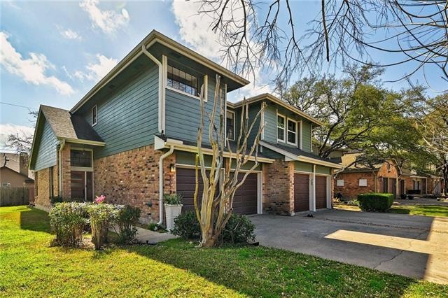 Hard to find 2 car garage