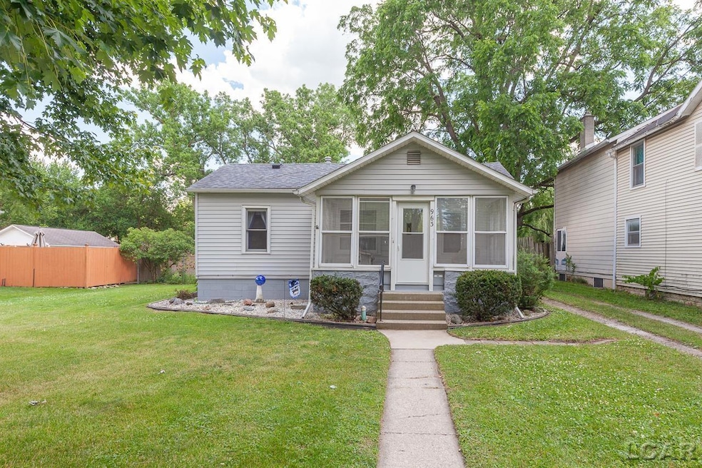 963 Michigan Ave, Adrian, MI 49221 - photo 1