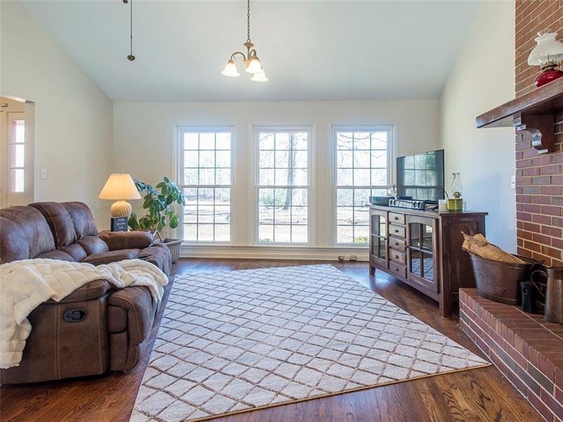 209 Lg Griffin Rd, Locust Grove, GA 30248 - photo 1