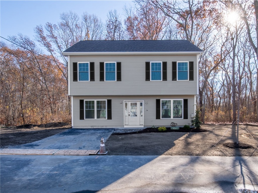 76 Medford St, Warwick, RI 02889 - photo 1