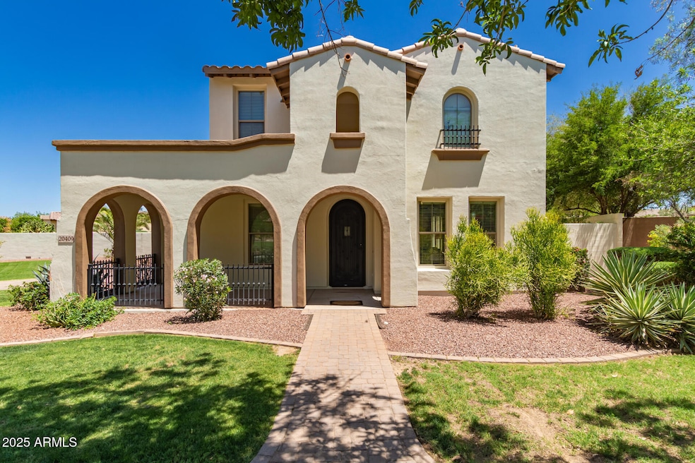 For Sale $925,000