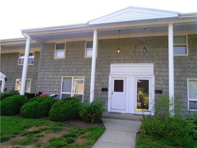 27 Carriage Path N, Milford, CT 06460 - photo 1