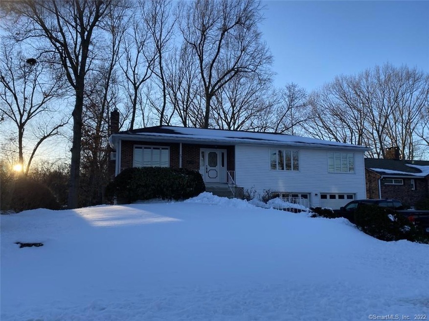 49 Woodside Dr, Wethersfield, CT 06109 - photo 1