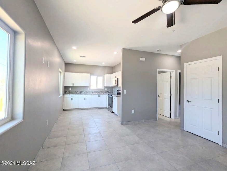 233 W 22nd St unit 2, Tucson, AZ 85713 - photo 1