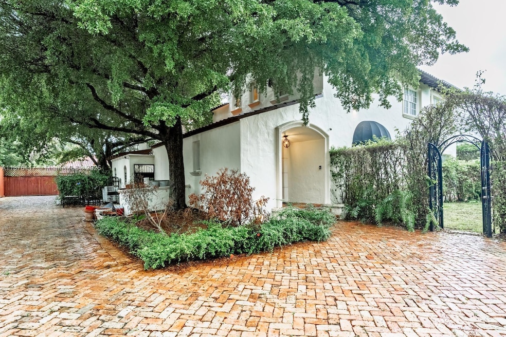Pending $1,999,900 • Co-Listing Agent
