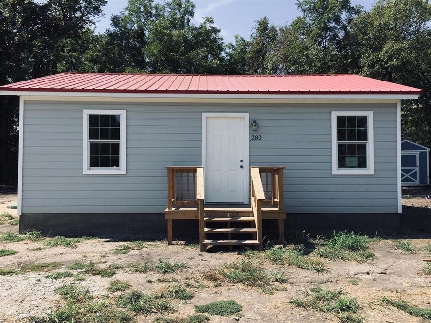 280 Spring Valley Cir, Azle, TX 76020 - photo 1