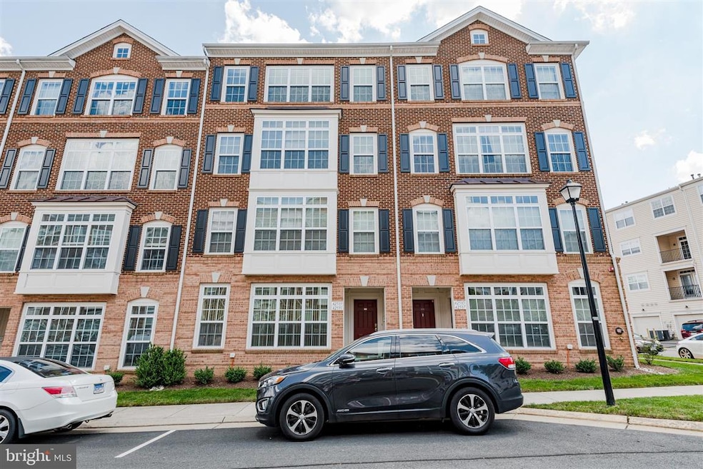 42589 Cardinal Trace Terrace, Ashburn, VA 20148 - photo 1