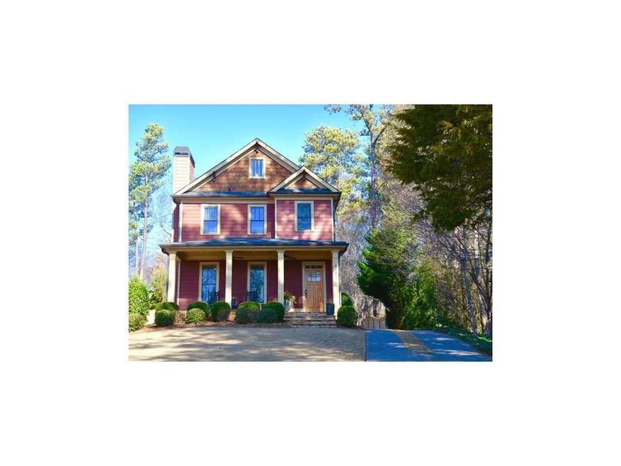 CHARMING CRAFTSMAN STYLE  HOME