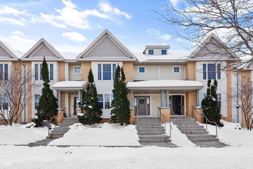 552 Apollo Way unit 552, Madison, WI 53718 - photo 1