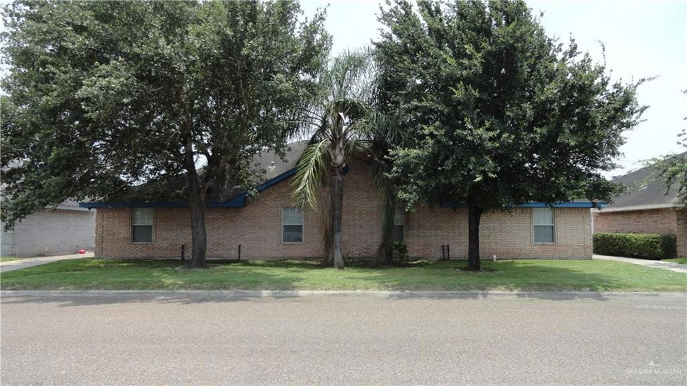 2401 Kimberly Ln, Edinburg, TX 78541 - photo 1