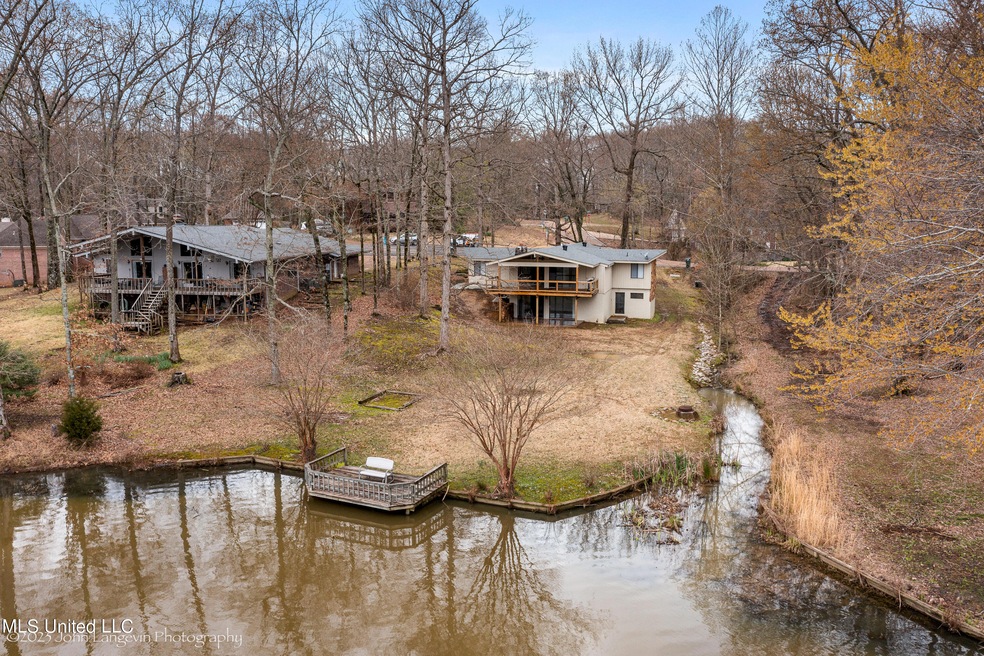 4021 Windermere Ct-Exterior-9