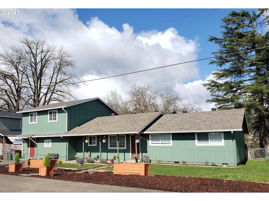 613 SW Monroe St, Sheridan, OR 97378 - photo 1