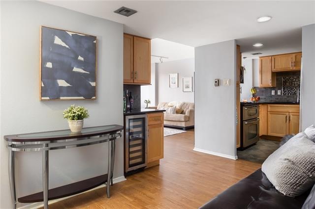 Welcome home to your beautiful downtown condo!