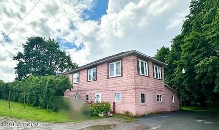 1084 N SHERMAN