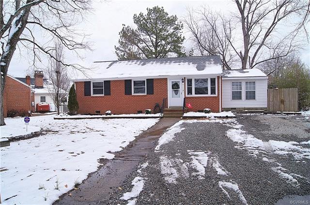 9703 Gardenia Dr, Henrico, VA 23228 - photo 1