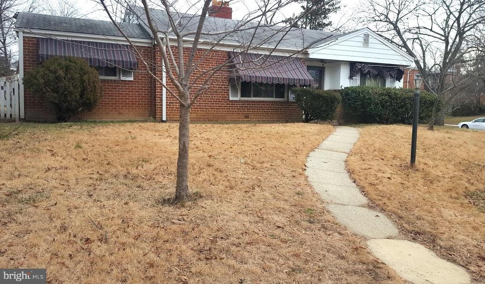 8101 Lockney Ave, Takoma Park, MD 20912 - photo 1